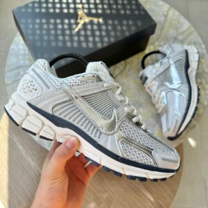 nike vomero 5 women shoes