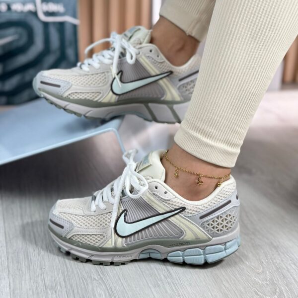 nike vomero 5 sneakers - Image 2