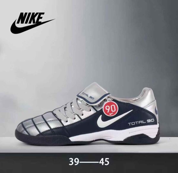 nike total 90 soccer shoes - Image 2