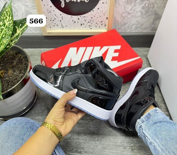 sneakers air jordan 1 high tops 2025