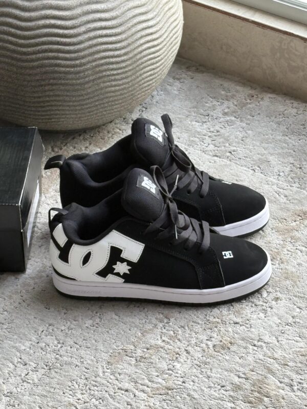 dc court shoes