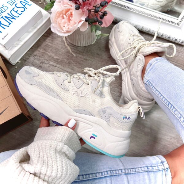 zapatillas fila women 2025