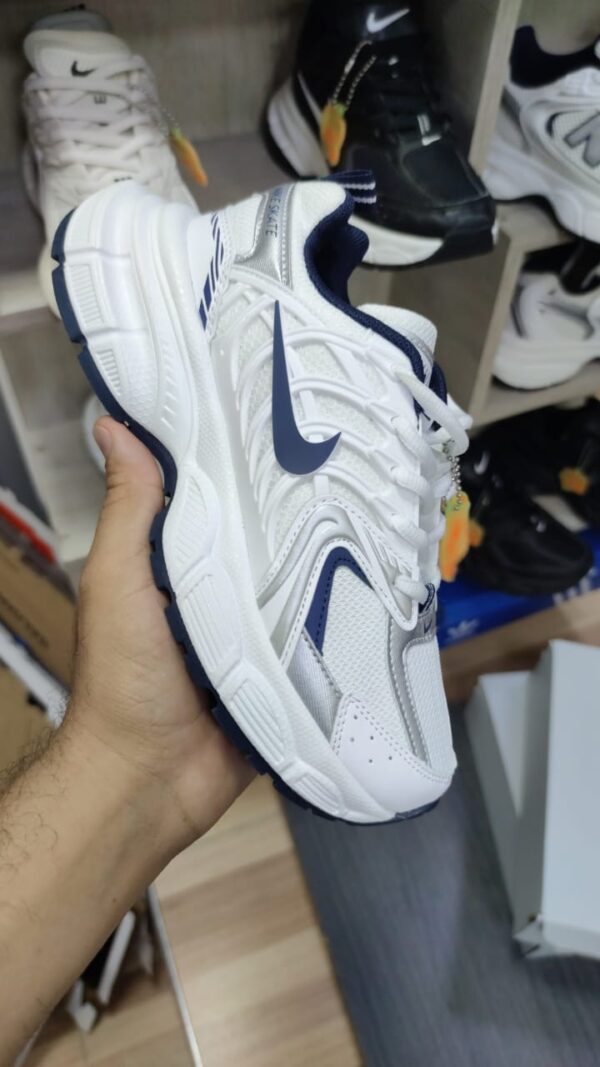 nike skate women sneakers - Image 2