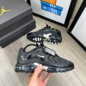 nike air max tn sneakers