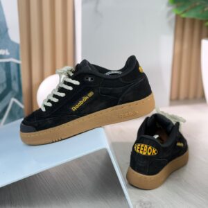 sneakers reebok club