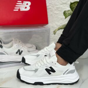 new balance running shoes 2025