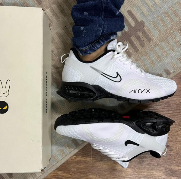nike air max shox sneakers - Image 2
