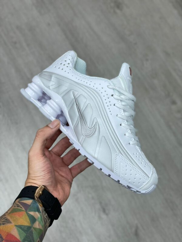 nike shox sneakers - Image 3