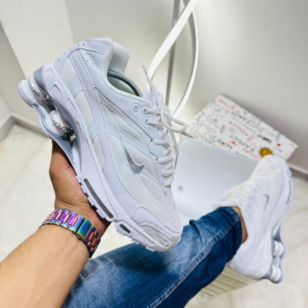 sneakers nike shox supreme 2025 - Image 4