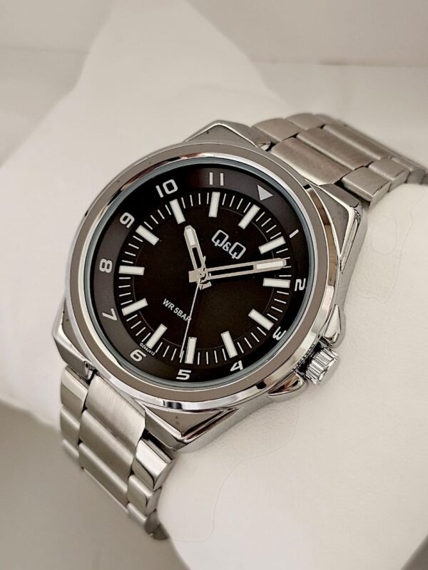 reloj Q&Q para hombre - Image 7