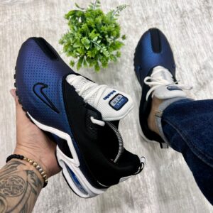 nike air max bohemian sneakers