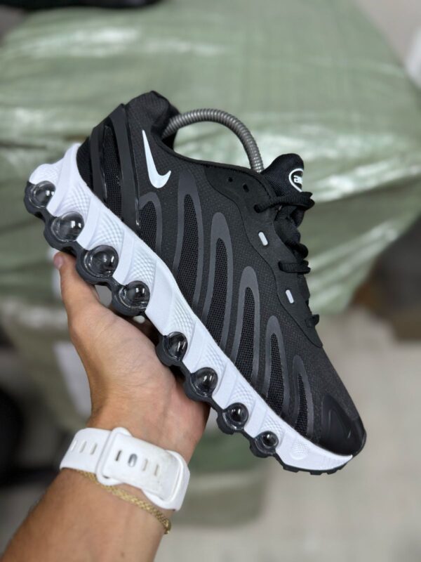 nike air max dn8 sneakers