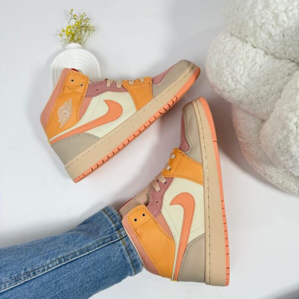 botas para mujer jordan retro 1 - Image 2