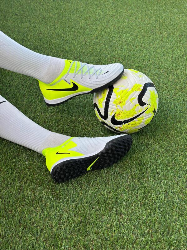 nike soccer boots 2025 - Image 8