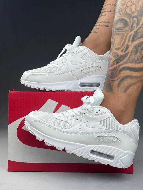 nike air max pegasus shoes