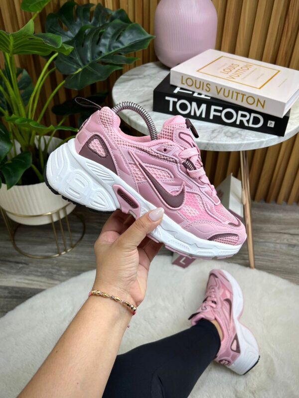 nike woman shoes v2k version 2025 - Image 4
