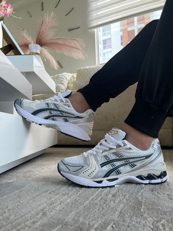 acsis gel kayano 4 sneakers - Image 3