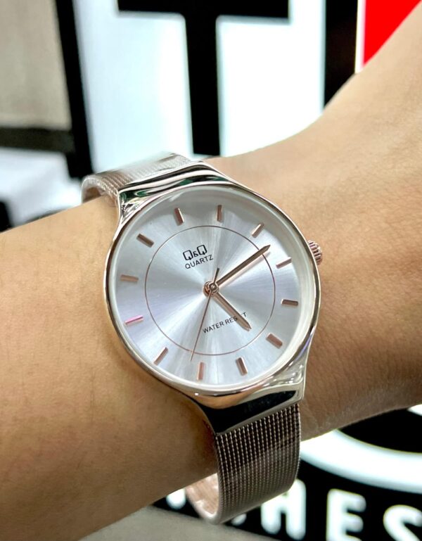 Q & Q relojes para mujer - Image 6