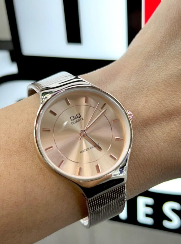 Q & Q relojes para mujer